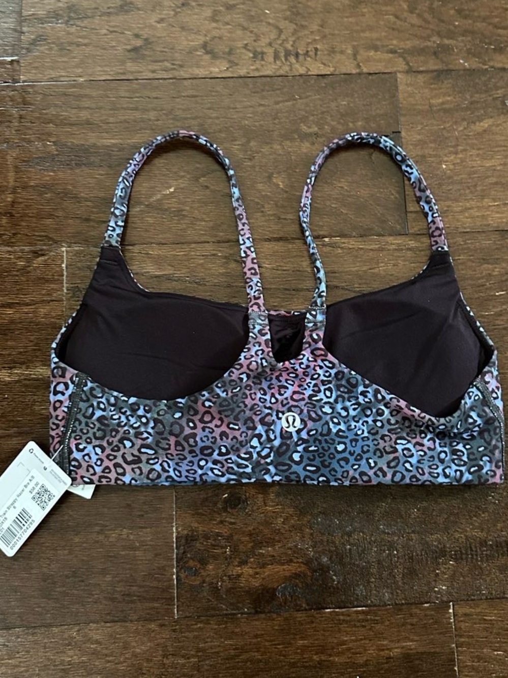 Lululemon Wunder Train Strappy Racer Bra
Light Support, size 6 multi leopard-NWT - Picture 7 of 11